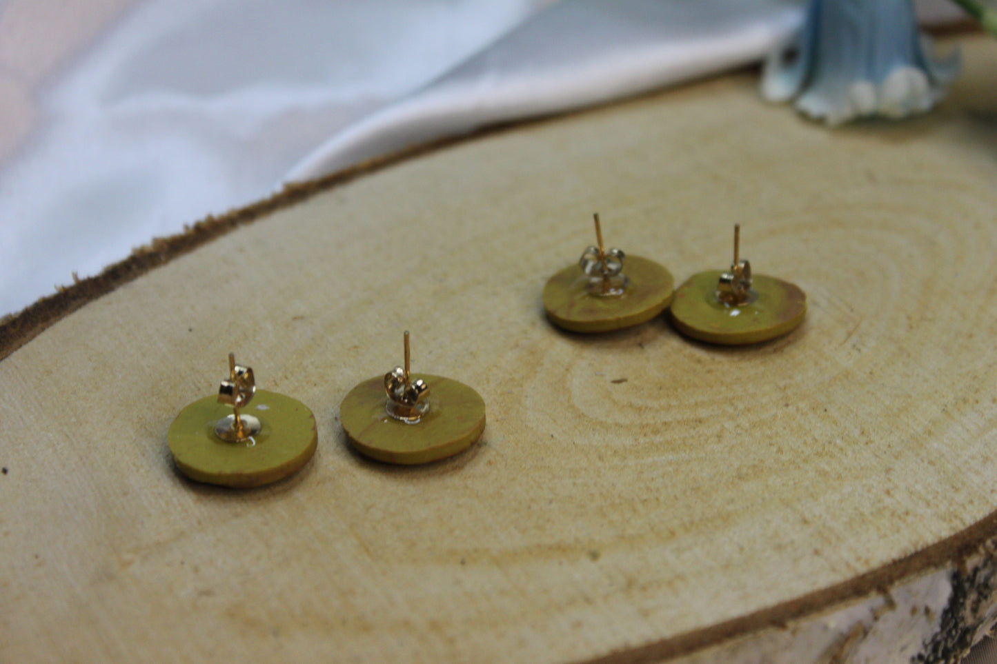 Rétro dot / boucles d'oreilles