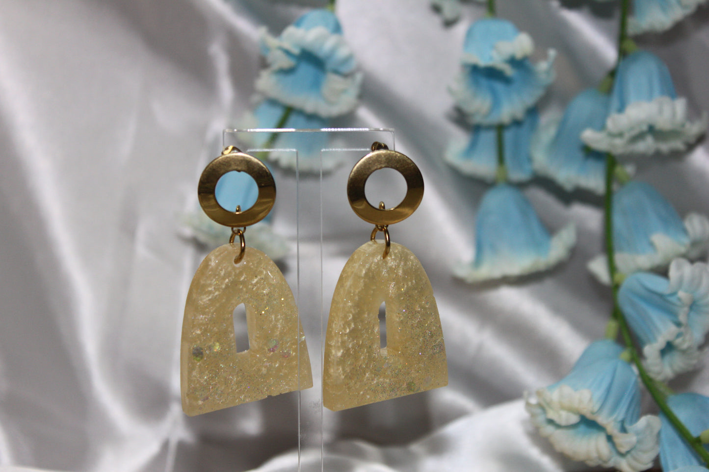 Pastel Yellow rétro / boucles d'oreilles